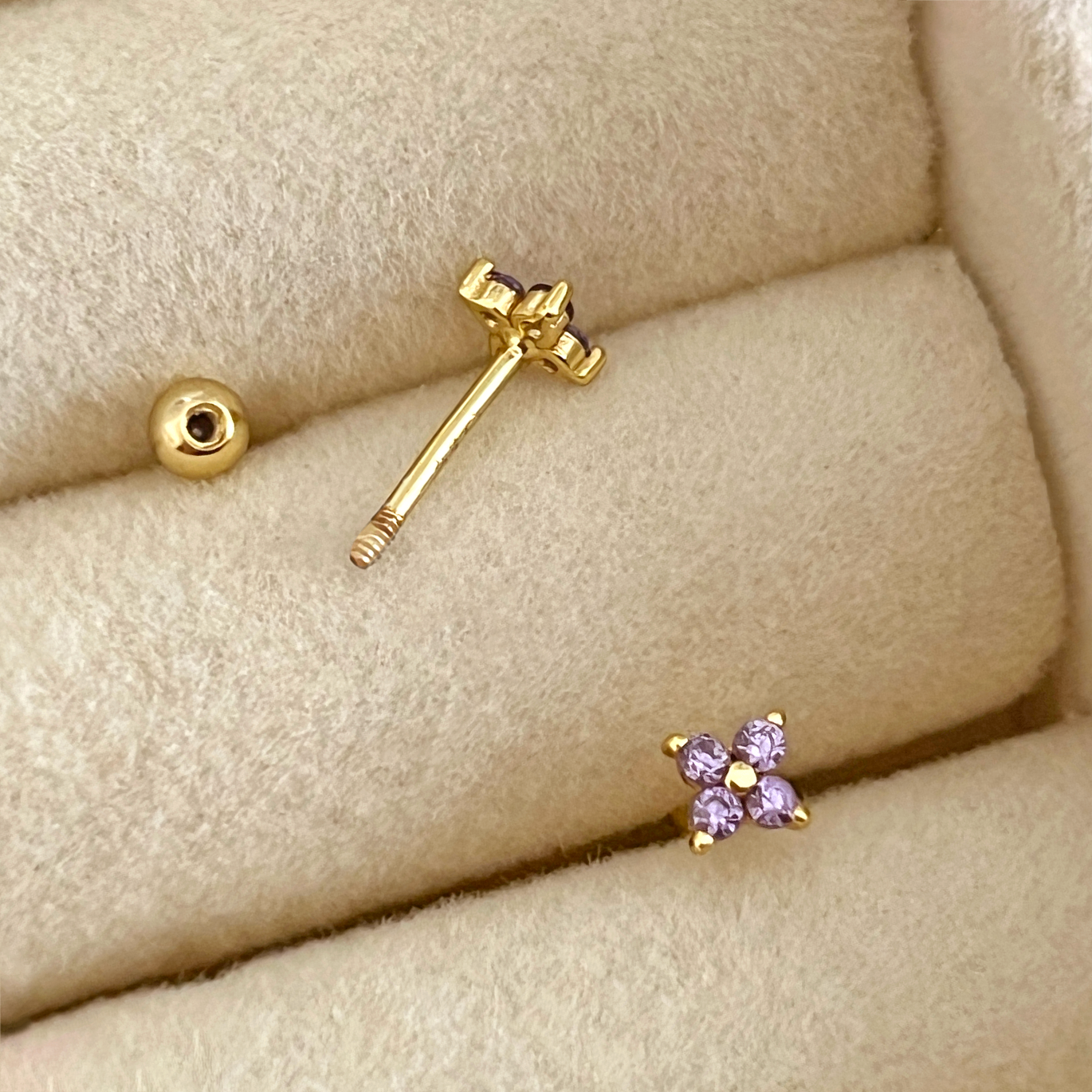 Mini White Flower Earring