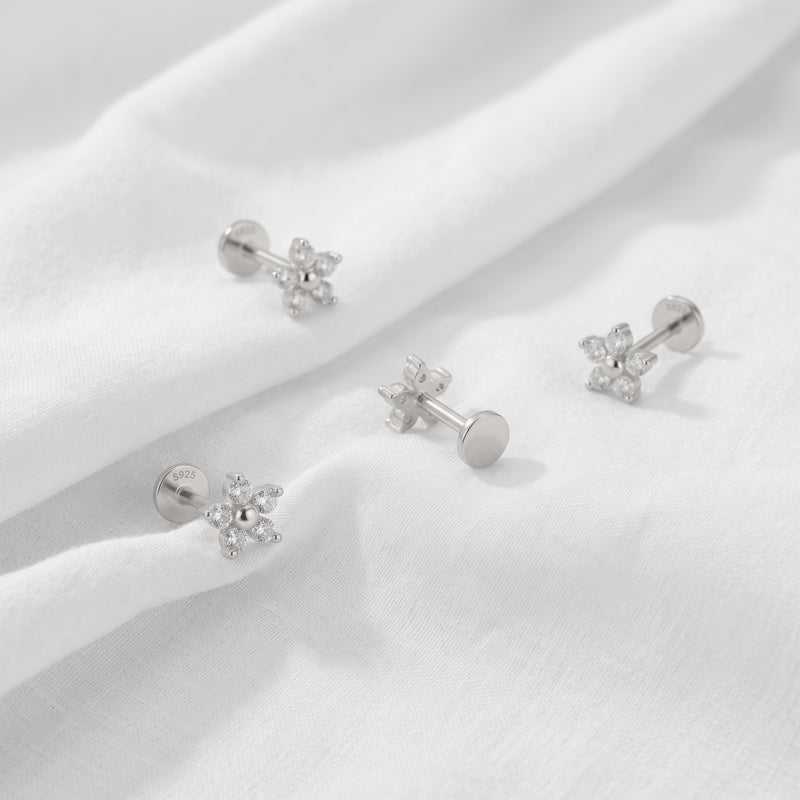 White Daisy Silver Earring