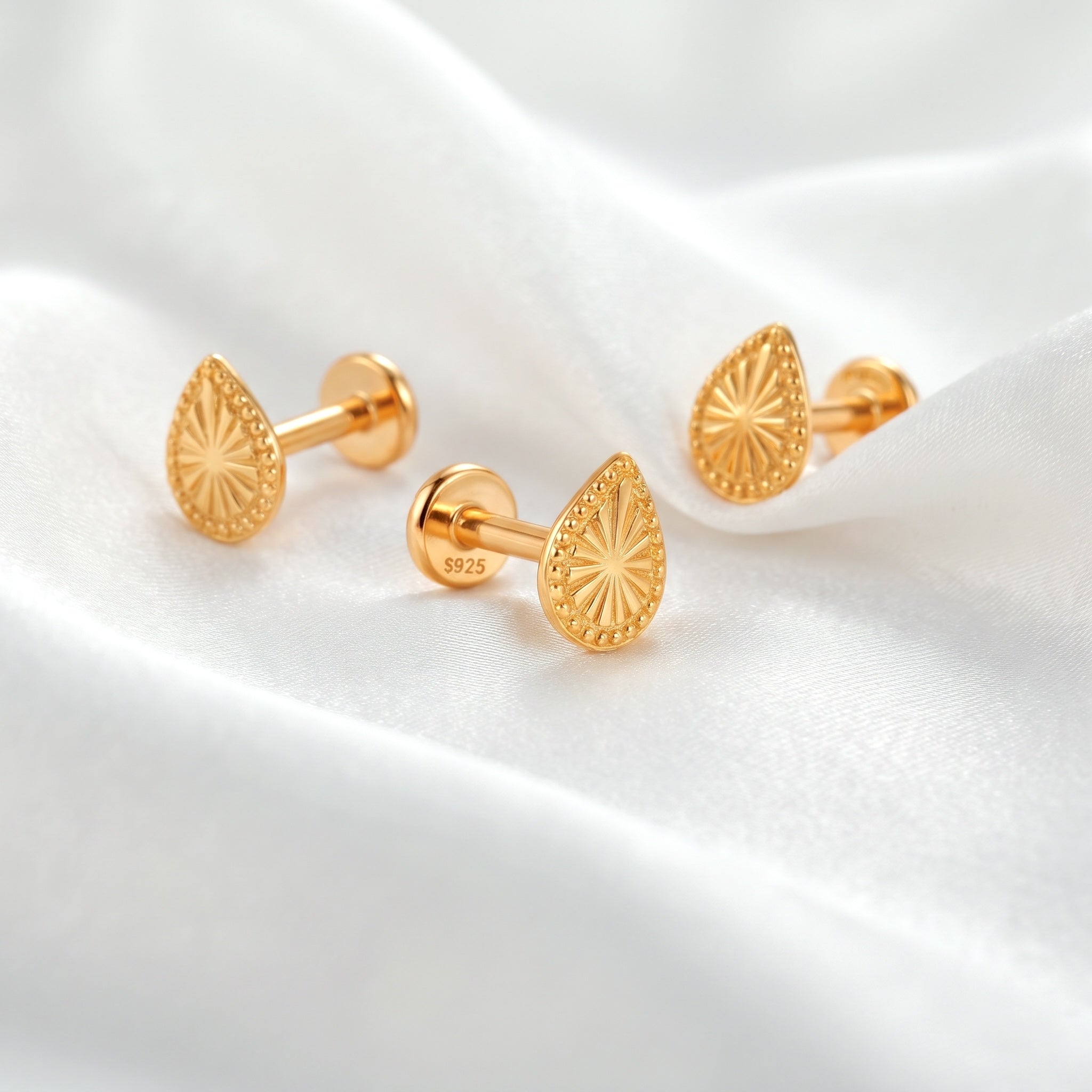 Piercing Vintage Gota Oro