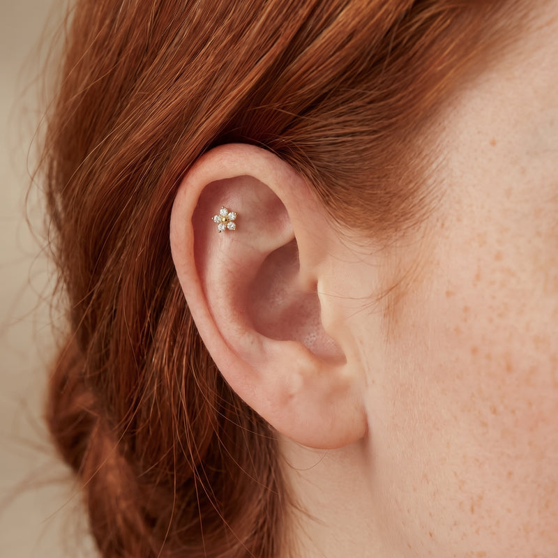 White Daisy Gold Earring