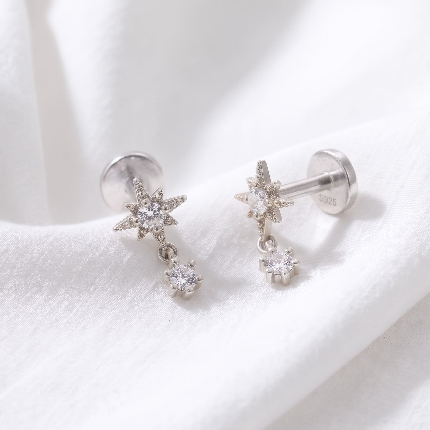 Orecchino pendente Stella Oro