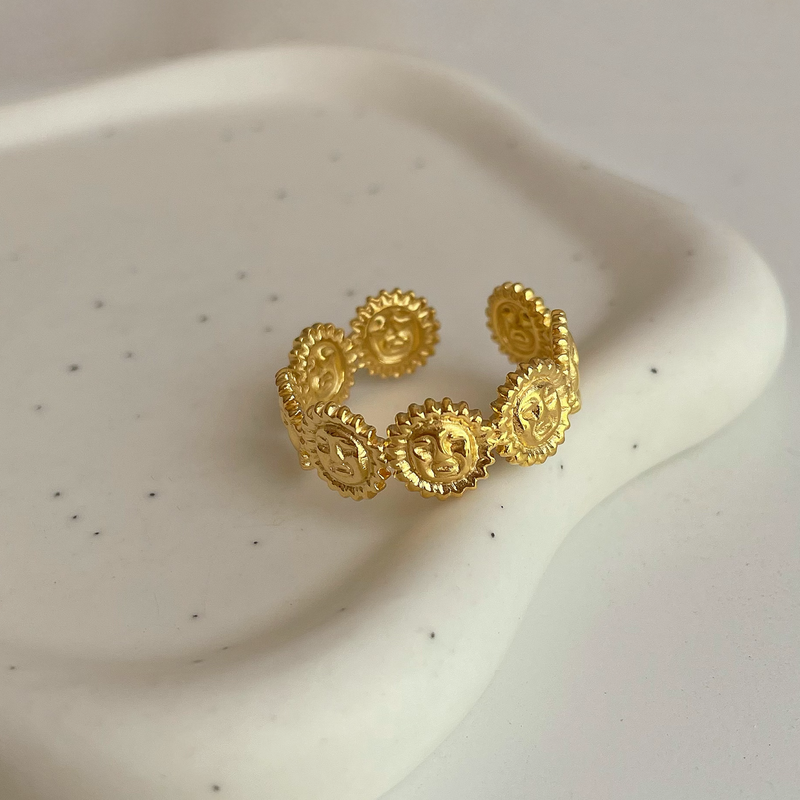 Anillo de Sol a Sol Oro