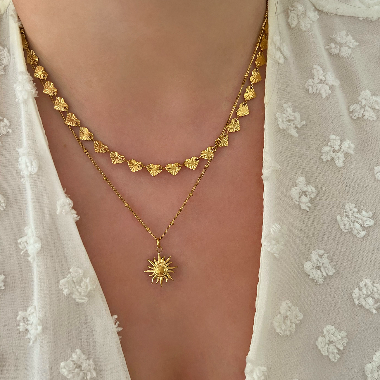 Choker Mini Corazones Oro