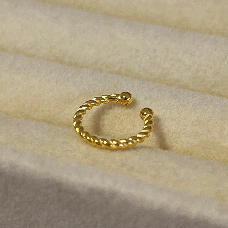 Gold Crossed Ear Cuff