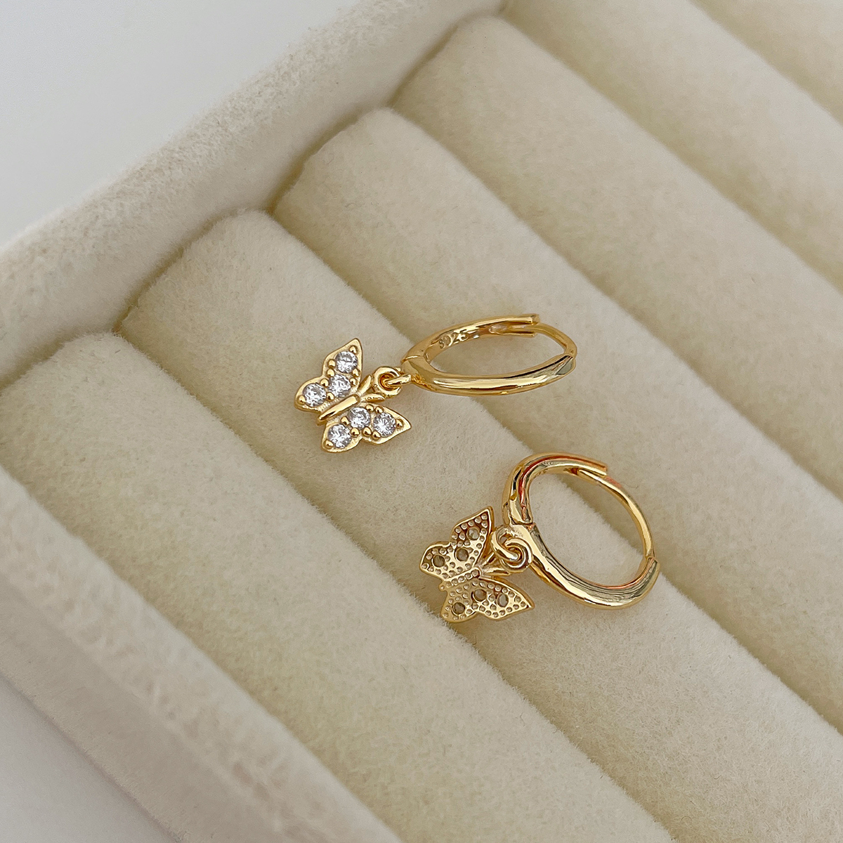 Aros Shiny Butterfly Oro