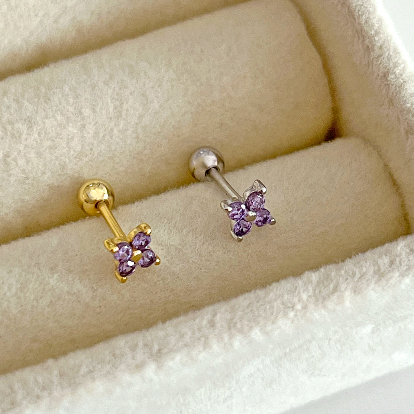 Pendiente Mini Flor Lila Plata
