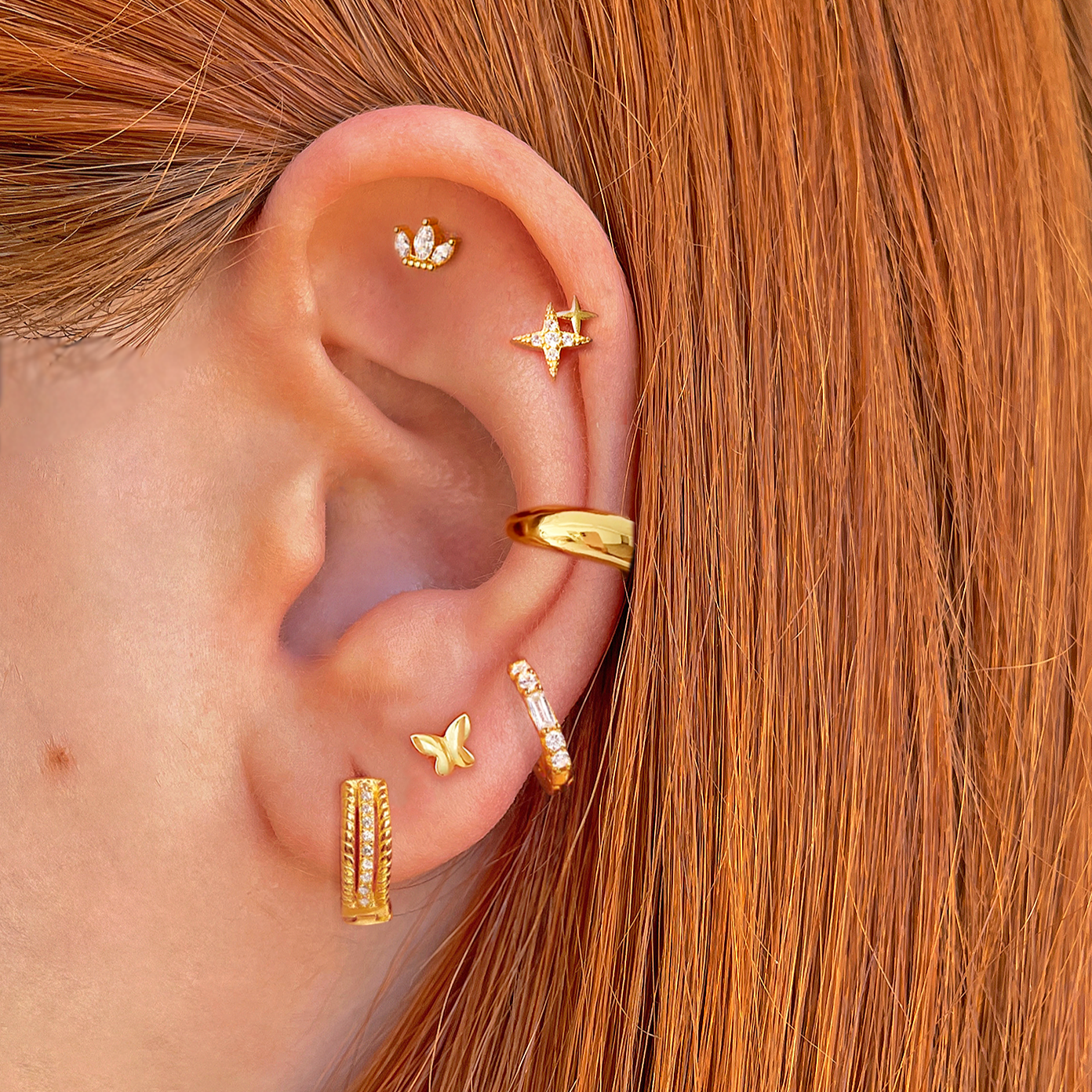 Axelia Gold Earrings