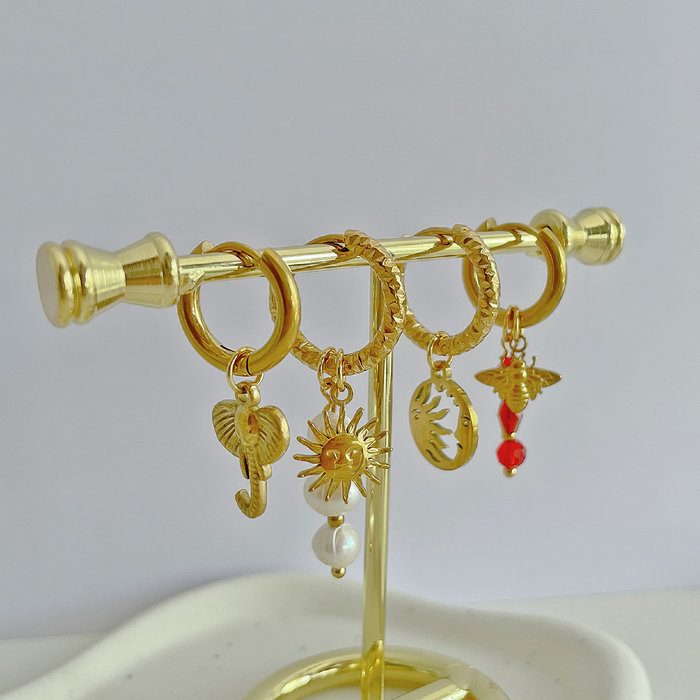 Charm Mini Sun Face Oro