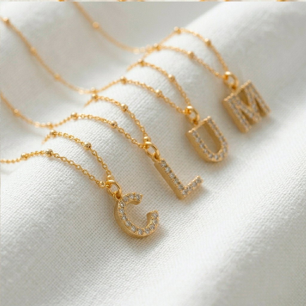 Collar Shiny Inicial Bolitas Oro