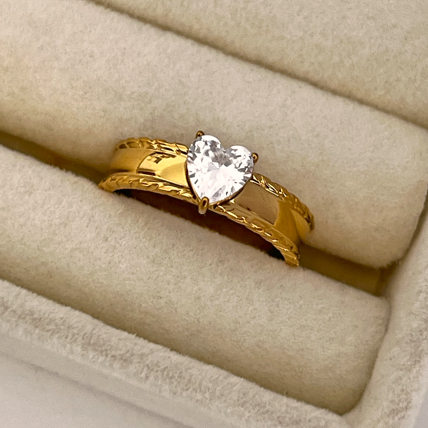 Anillo Coraluz Oro