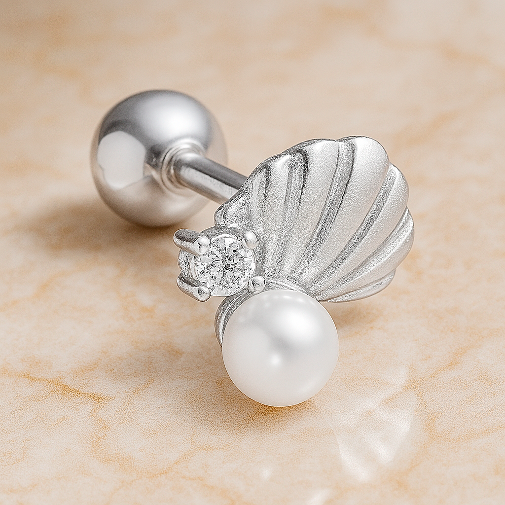 White Gold Clover Earring