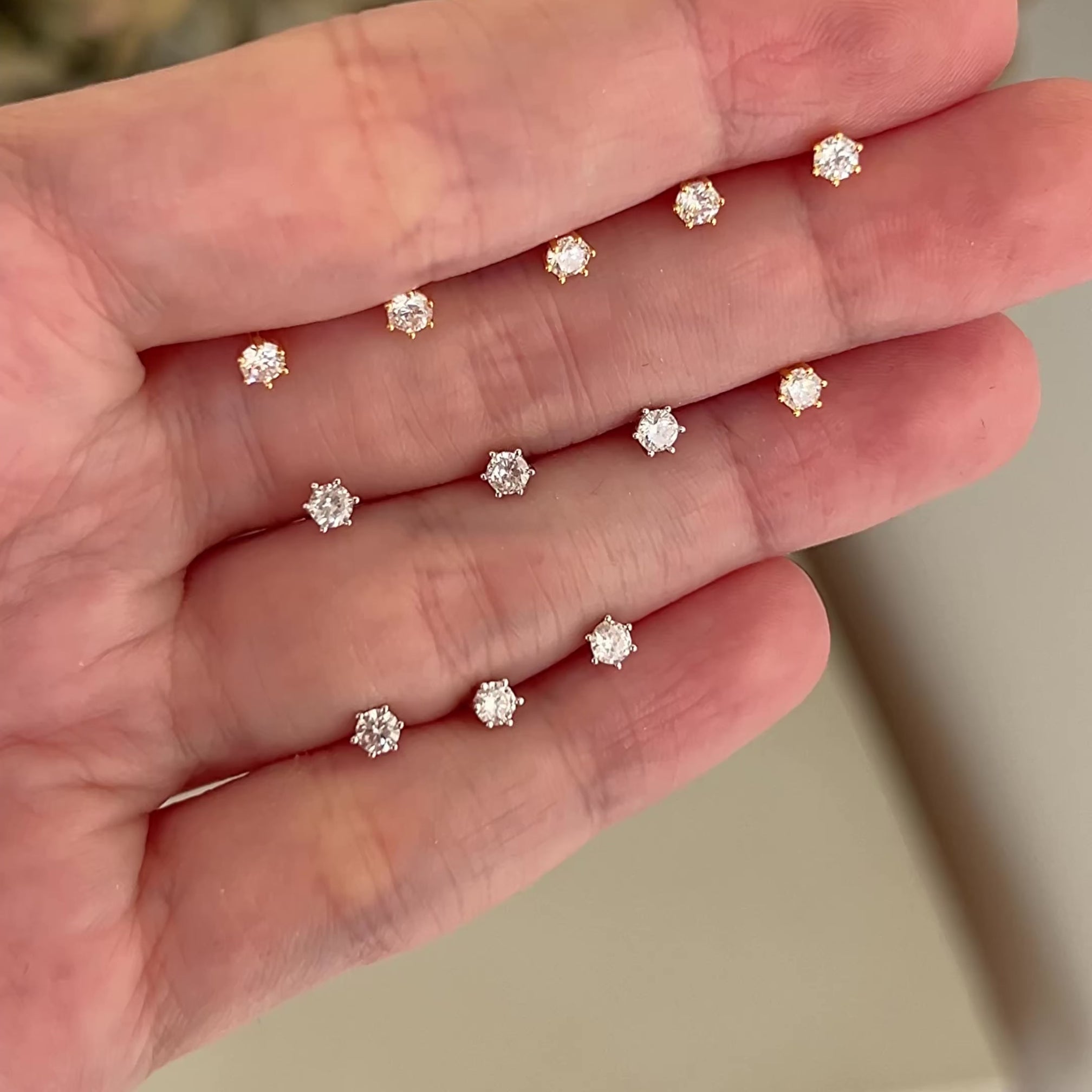 Orecchino Mini Brillante Oro - 3mm