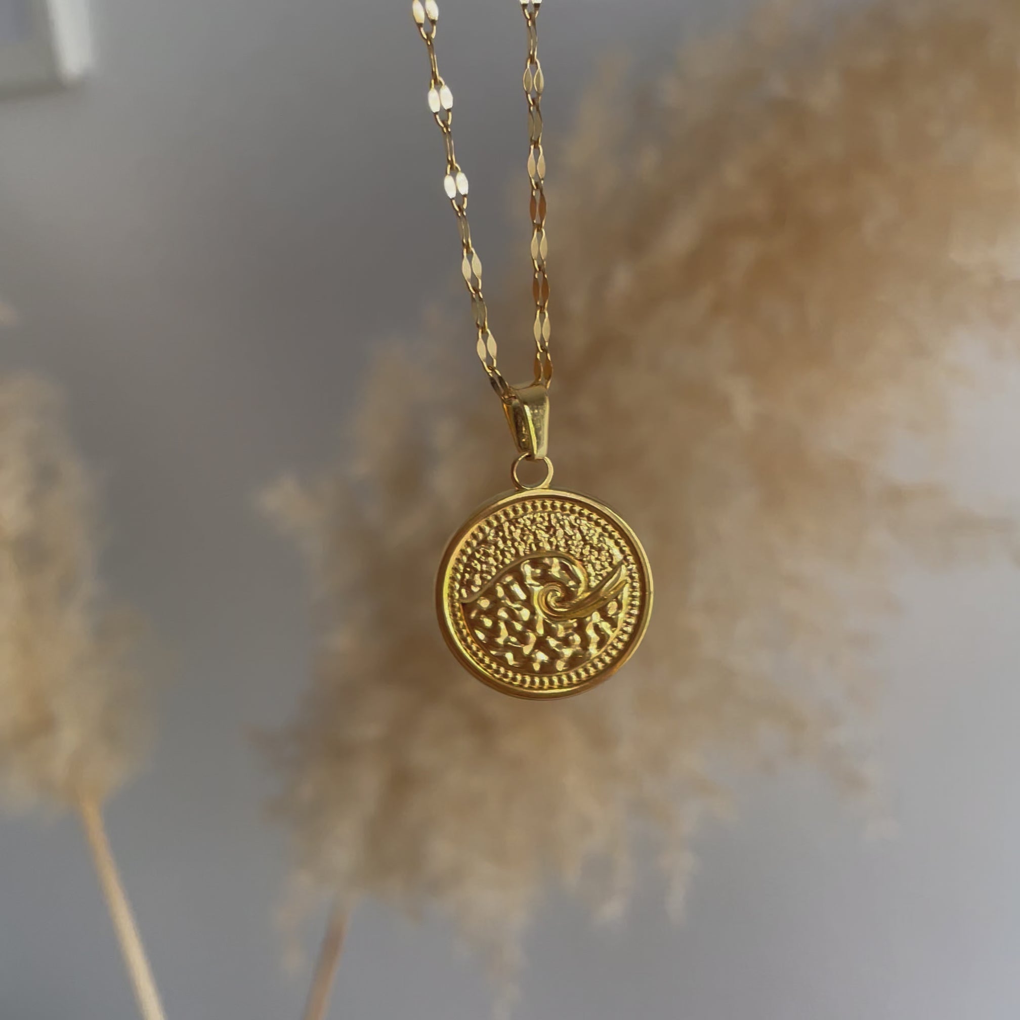 Collar Wave Oro