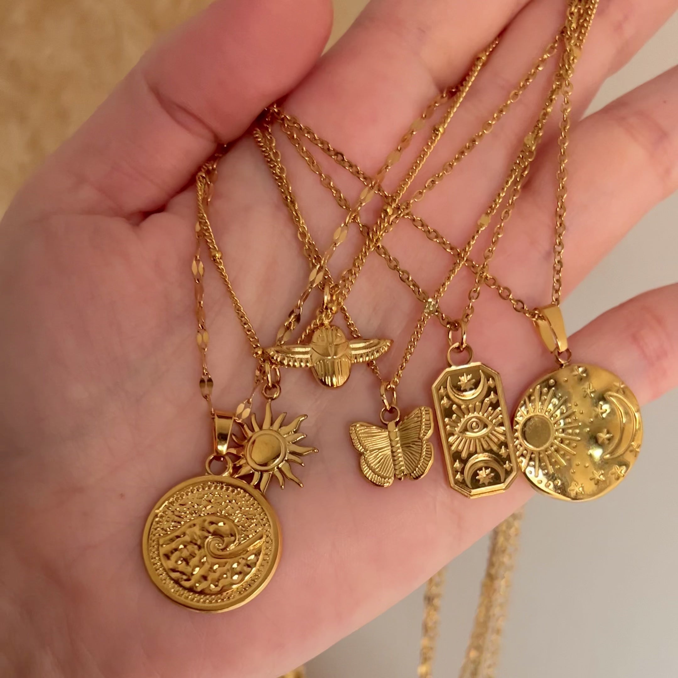 Collar Wave Oro