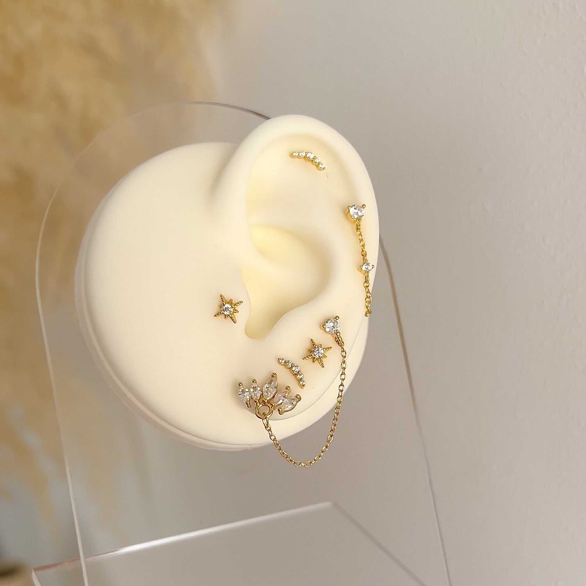Gold Eyelashes Earring