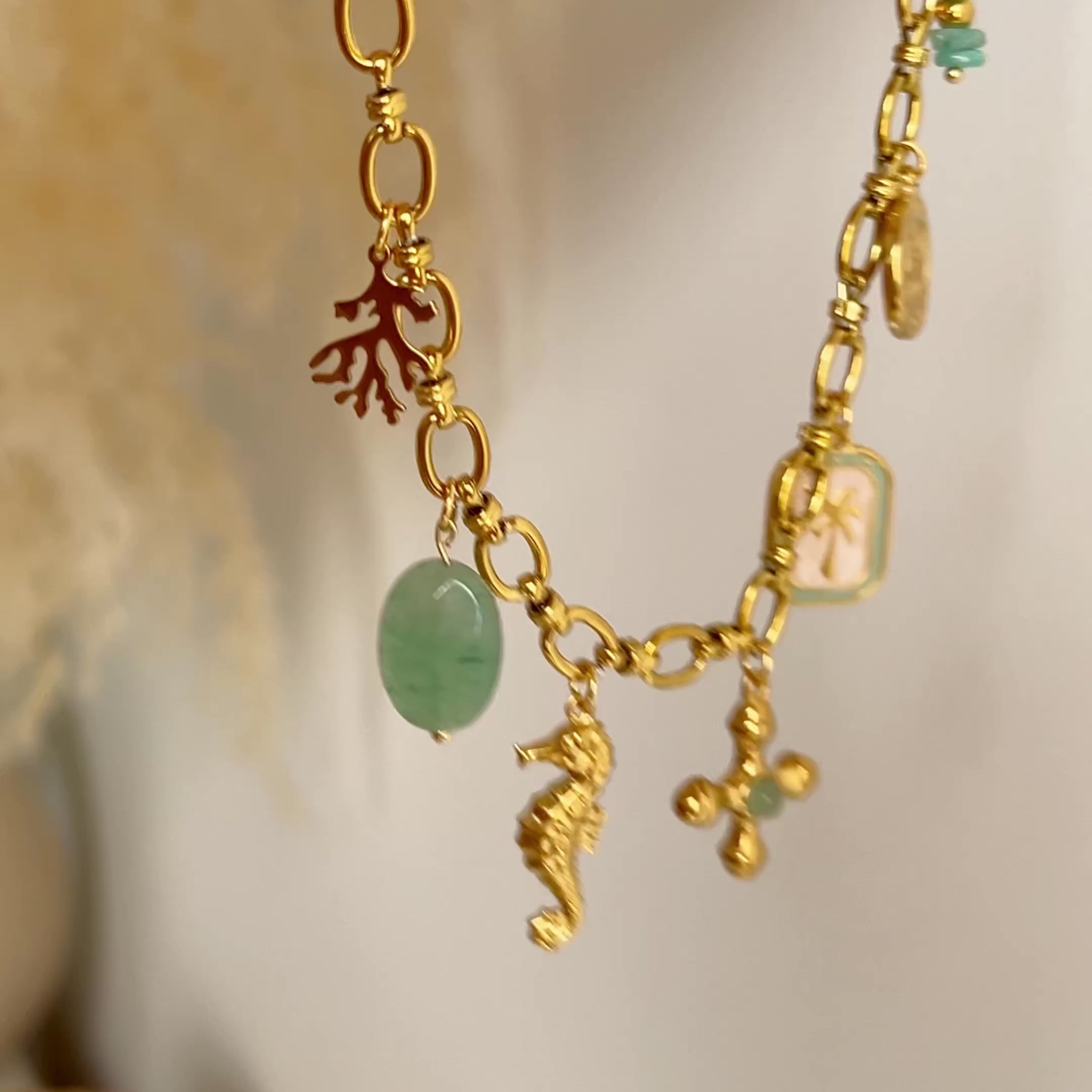 Collar Verai Oro