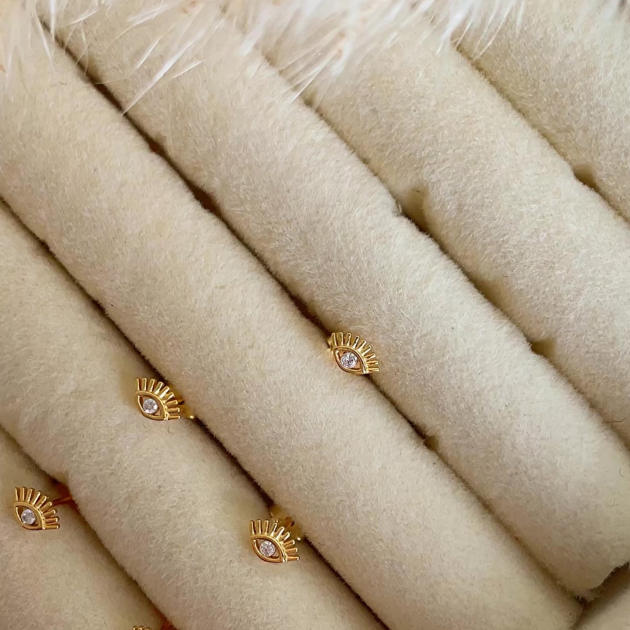 Gold Eyelashes Earring