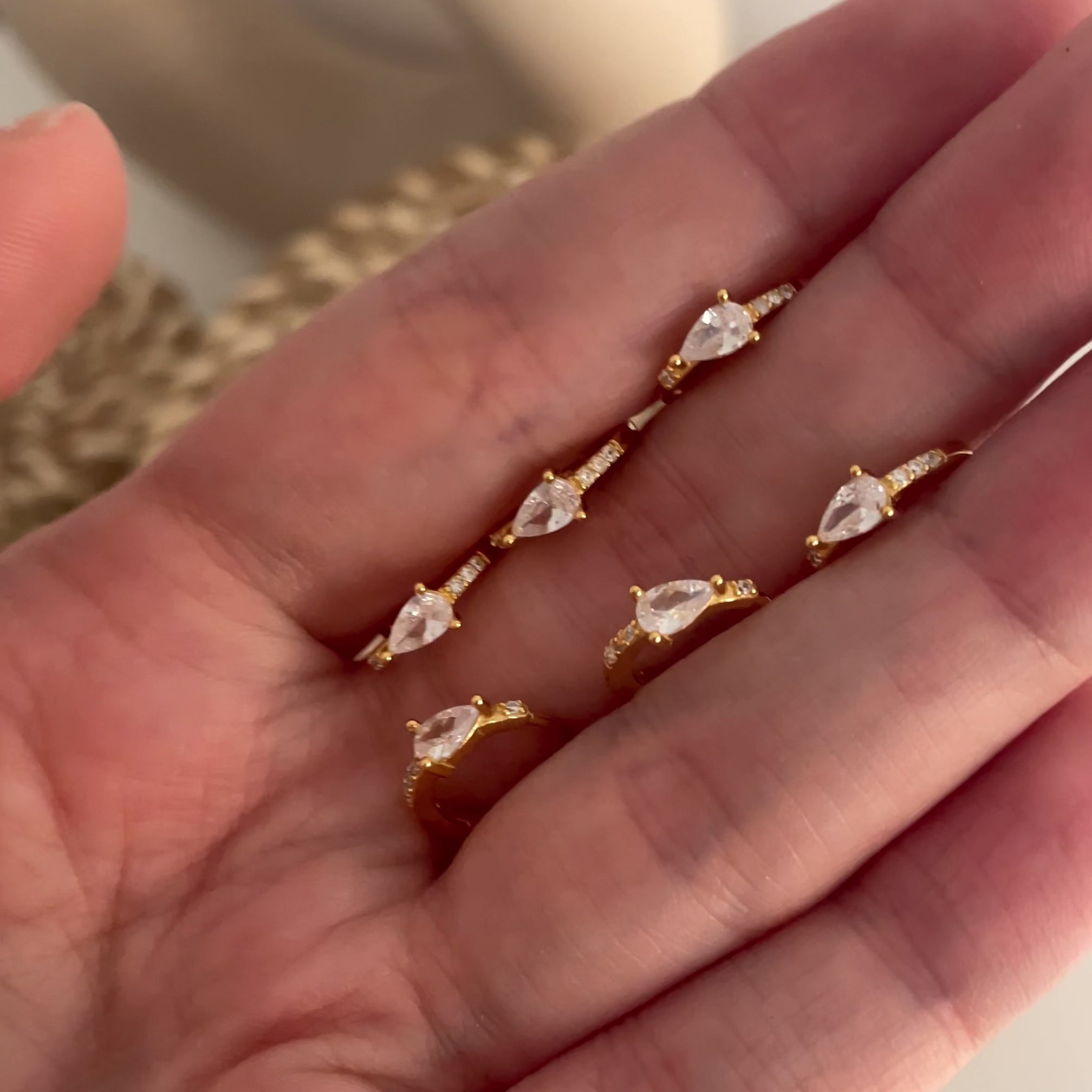 Axelia Gold Earrings