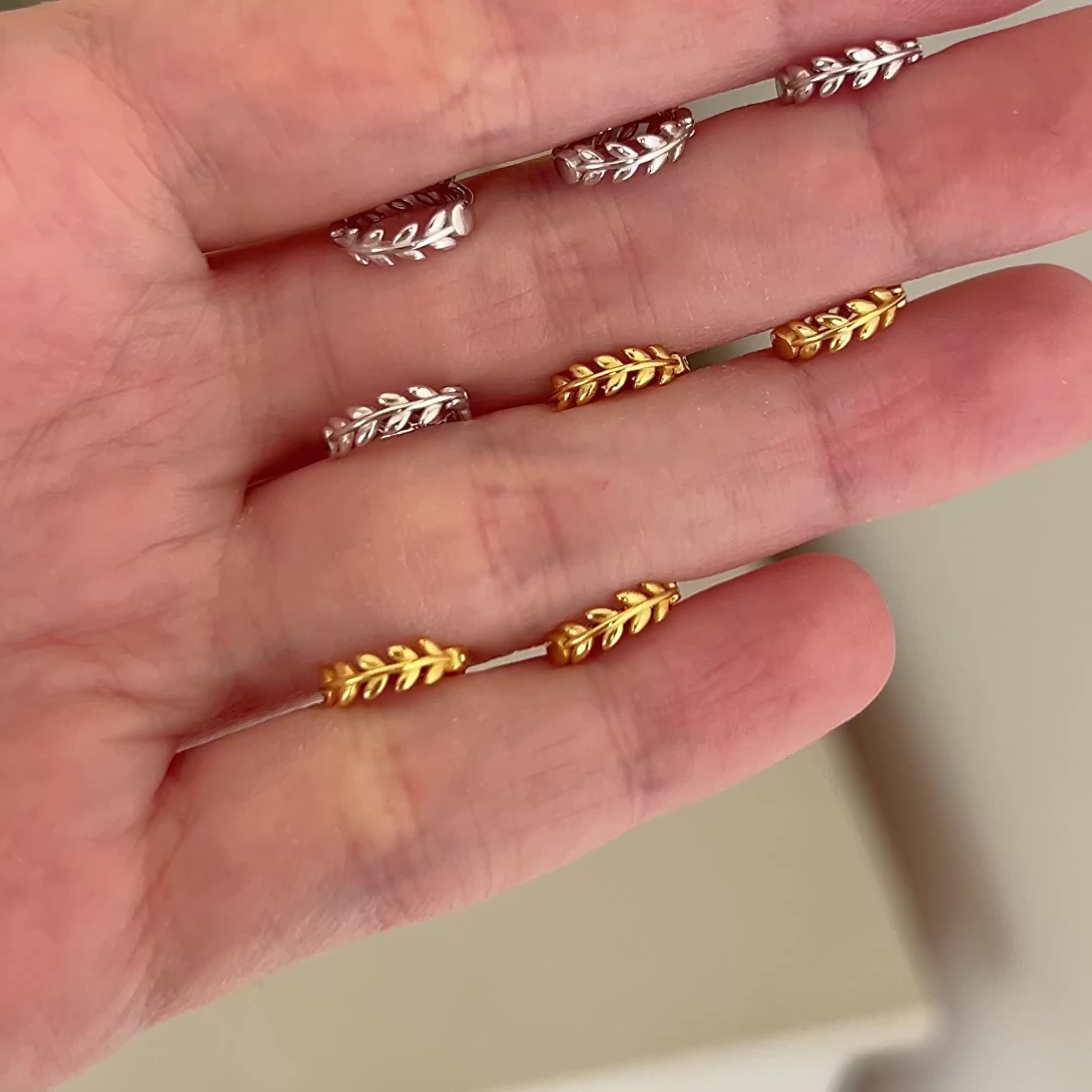 Aro Mini Hojas Oro