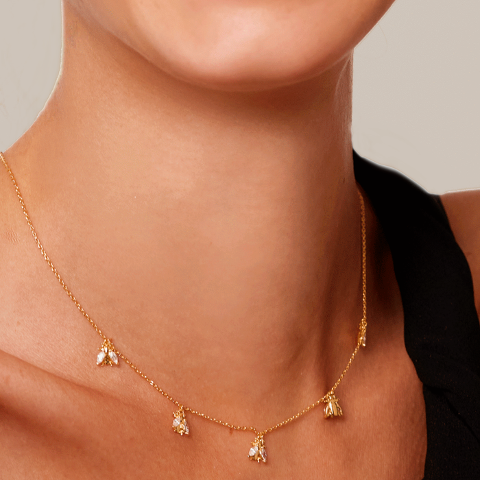 White Beetle Choker Gold 