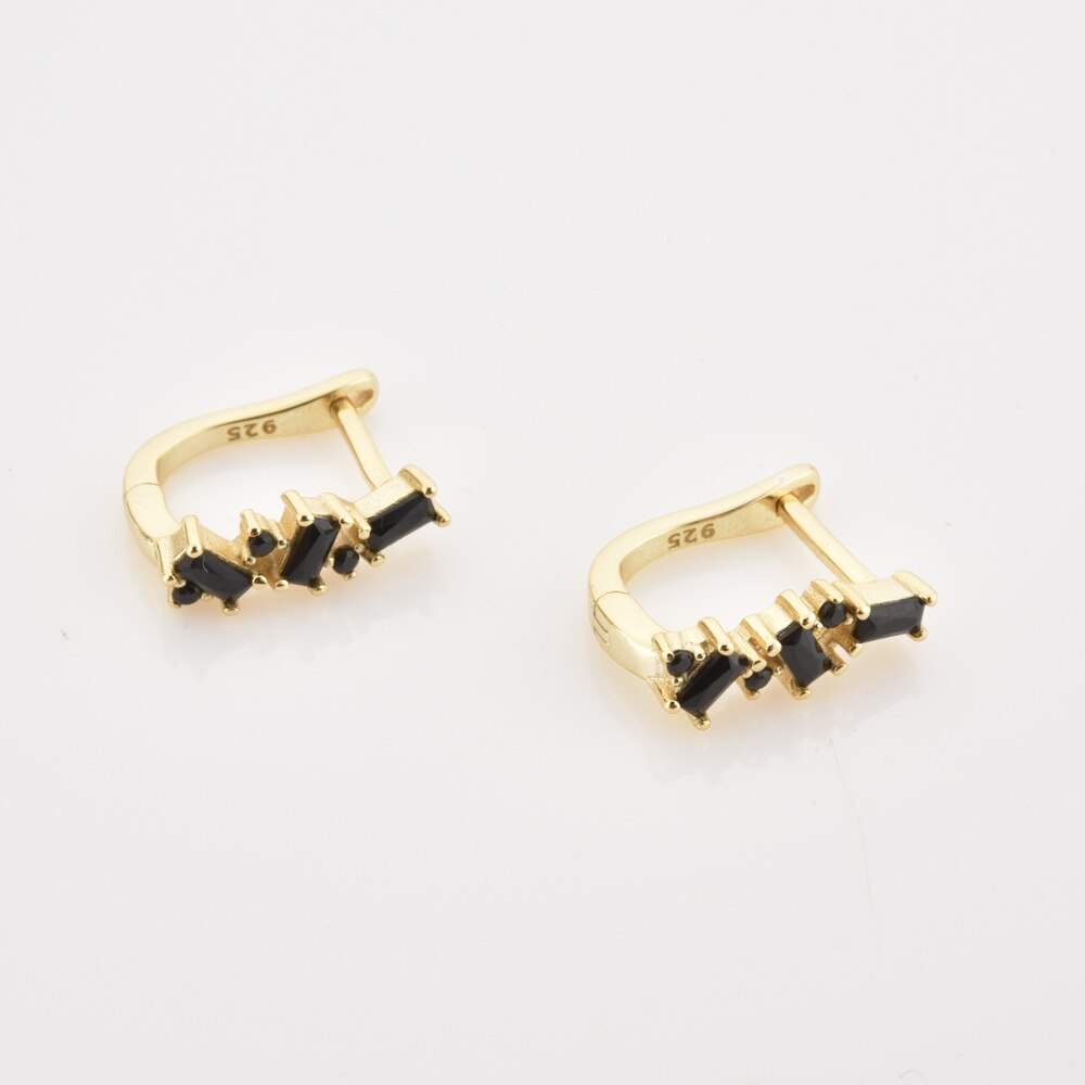 Hanwi Black Gold Hoops