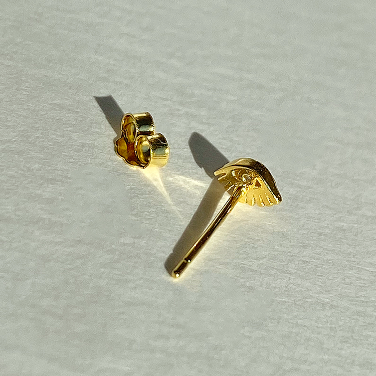 Gold Eyelashes Earring