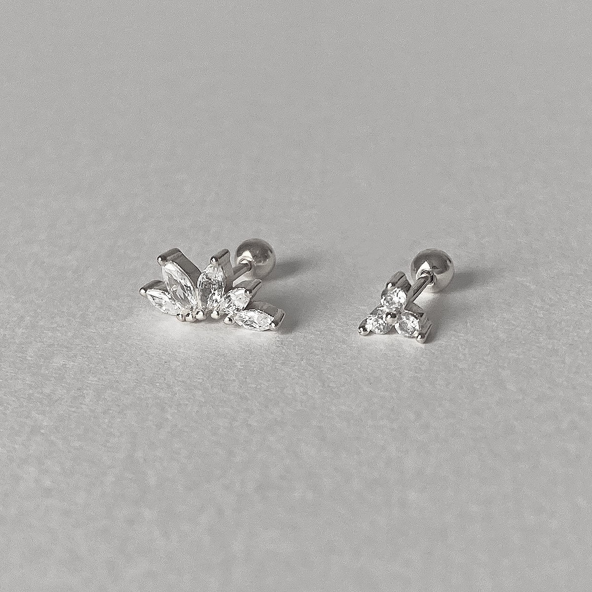 Silver White Tabi Earring