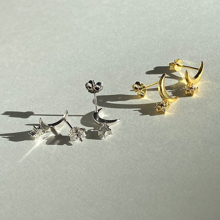 Gold Venus Earrings