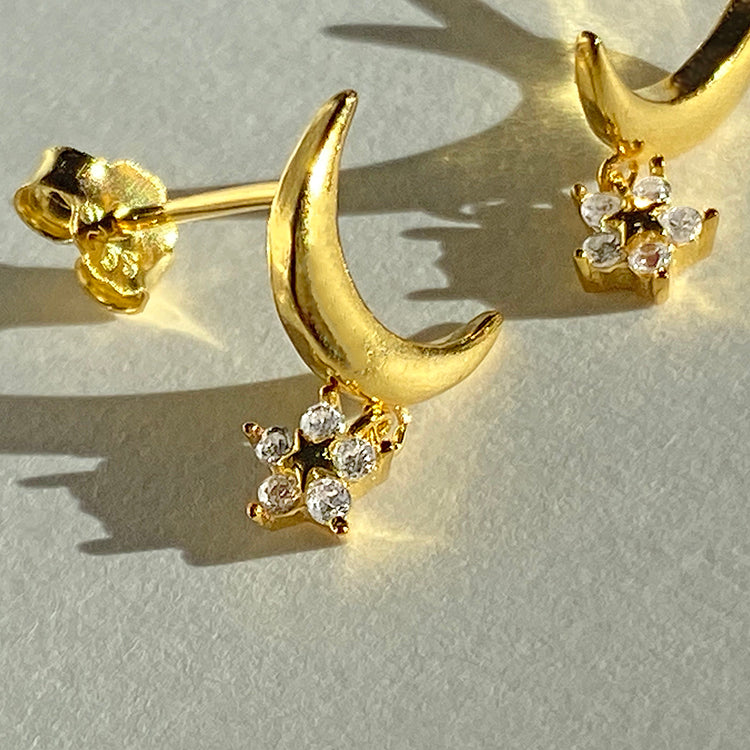 Gold Venus Earrings