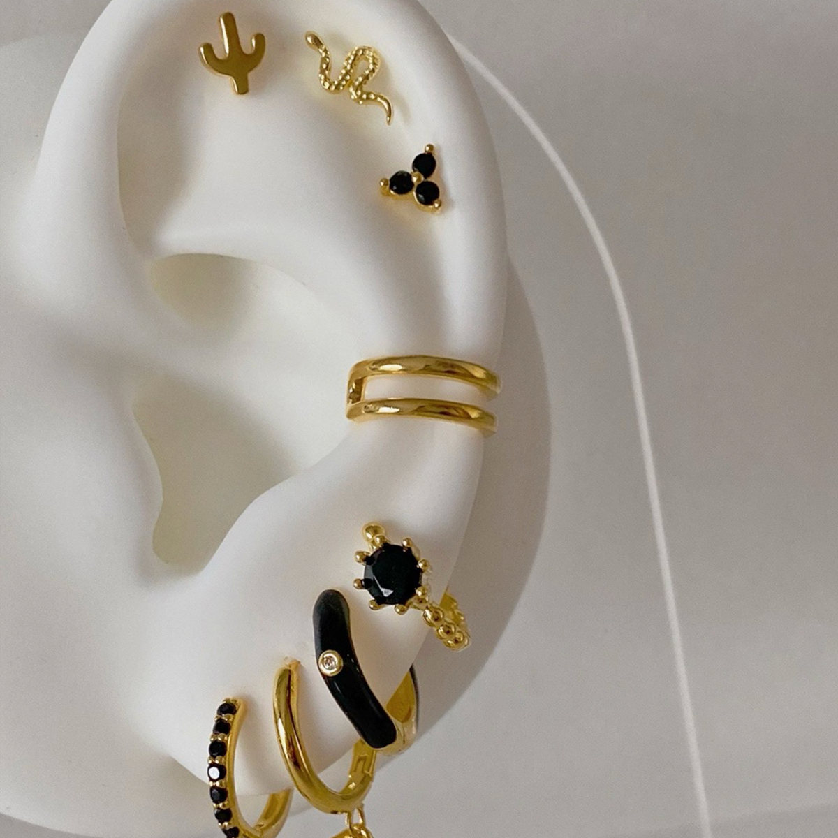 Black Clover Earring