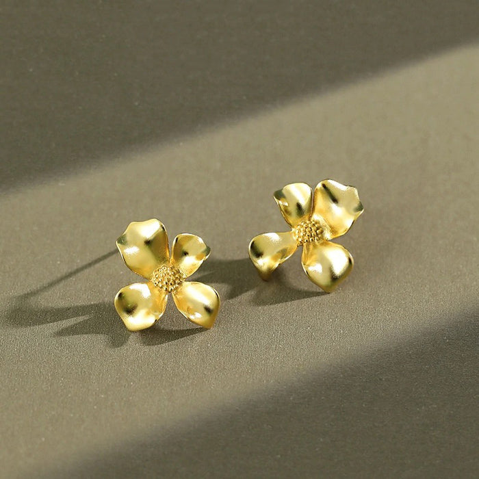 Gold Fleur Earrings 