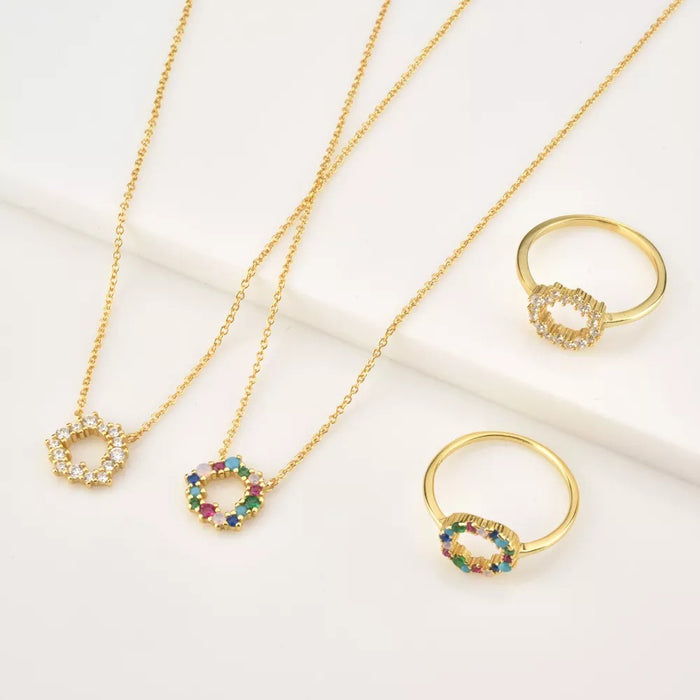 White Cori Necklace 
