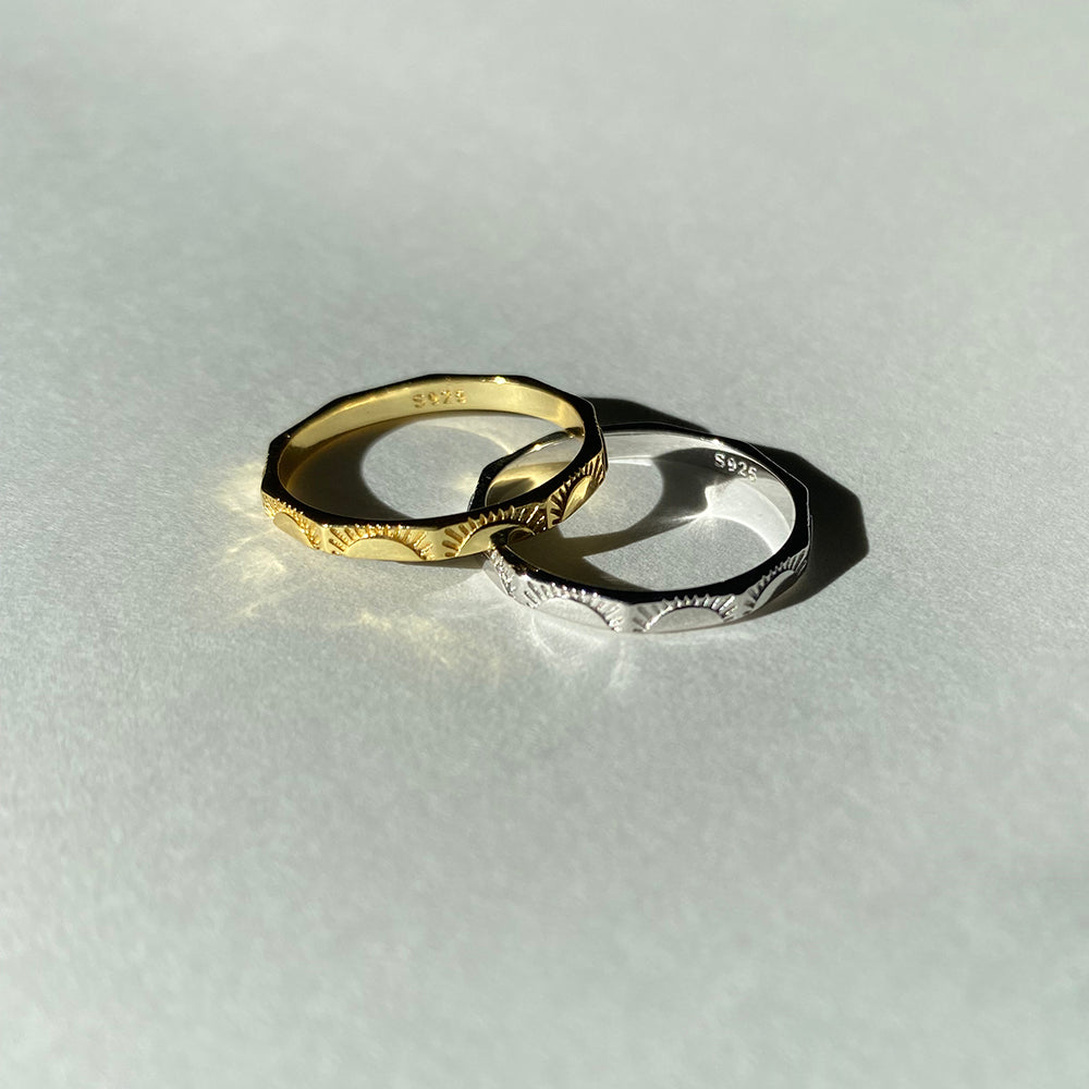 Gold Utu Ring